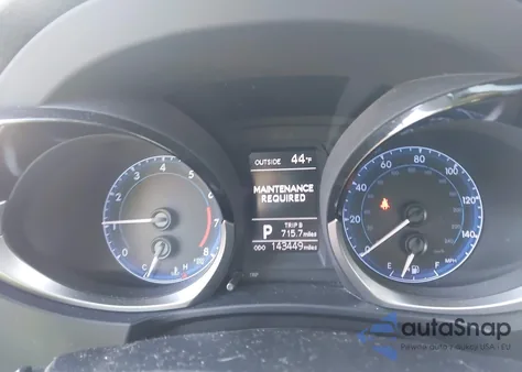 2014 Toyota Corolla S Plus z USA, uszkodzony, nr VIN 2T1BURHEXEC014244